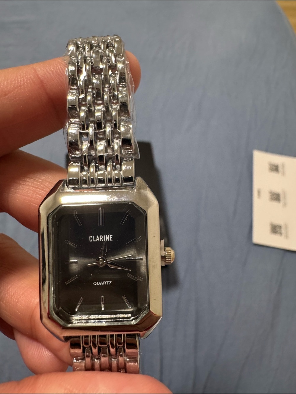 Brand New Fashion Watch – With Box & Adjustment Tool - Picture 3 of 5